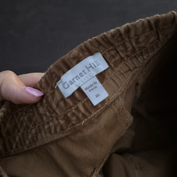 🌈🌈🌈 Garnet Hill, XL baggie cropped stretch pants, brown leaf design - Picture 7 of 7